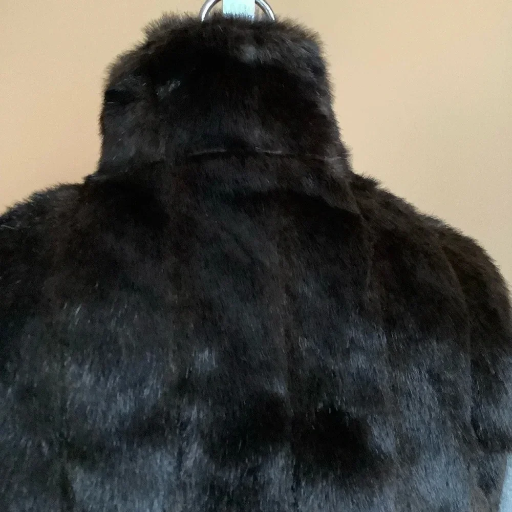 LE CHATEAU Faux Fur Mink Zip Vest Size S - Picture 7 of 15